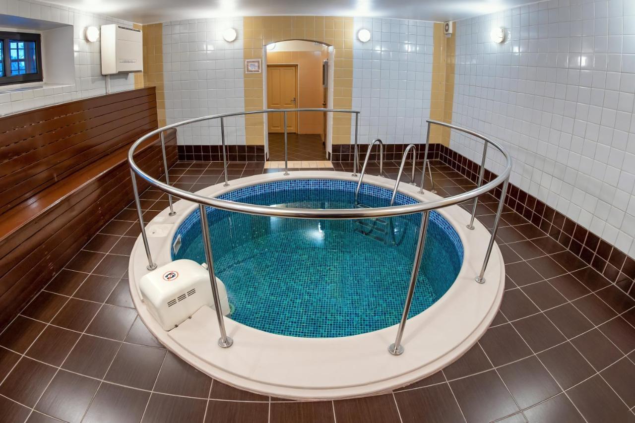 Slokenbekas Muiza Hotell Milzkalne Exteriör bild