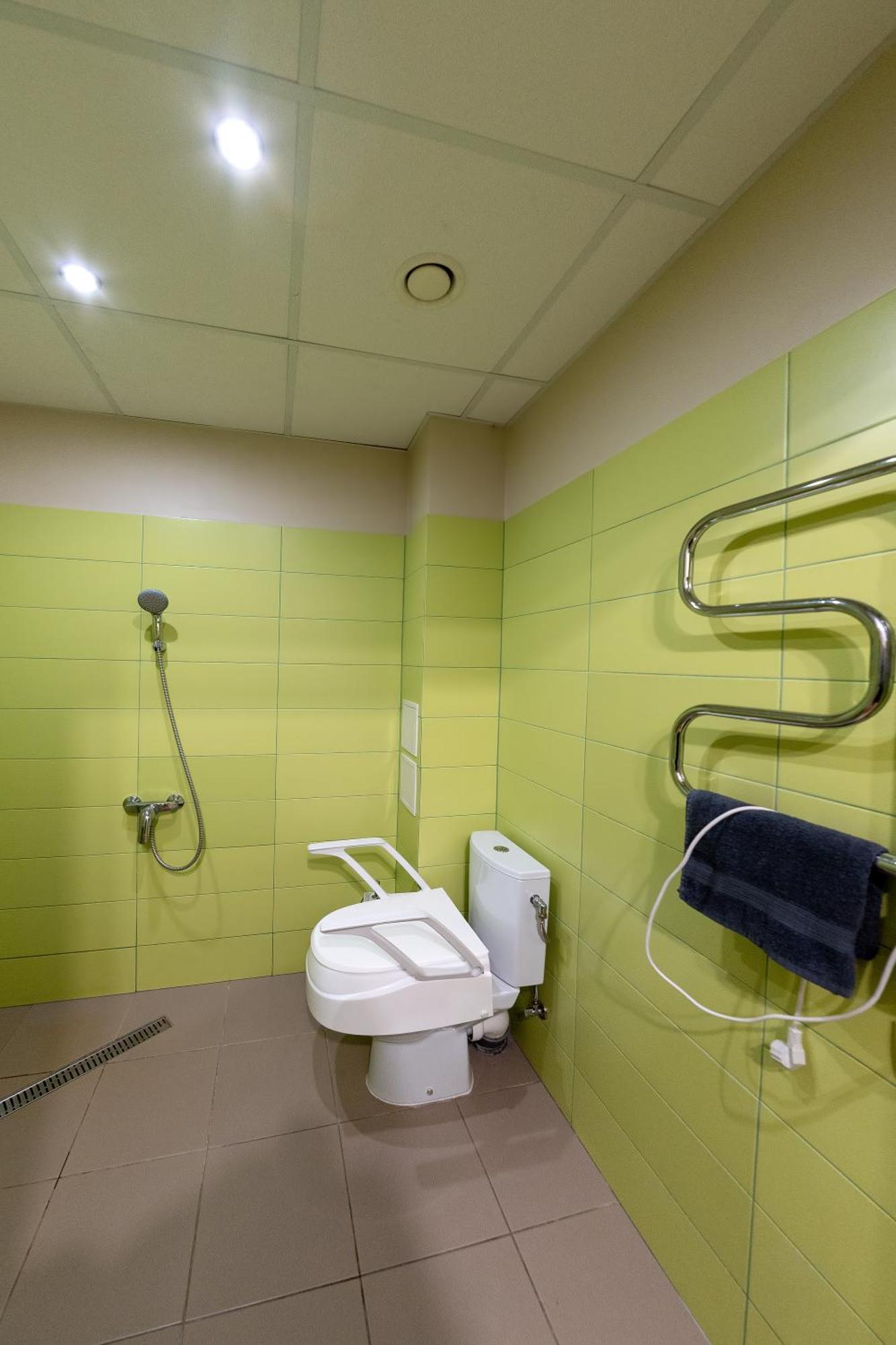 Slokenbekas Muiza Hotell Milzkalne Rum bild